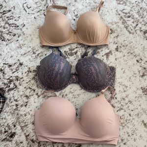 Victoria’s Secret bra bundle